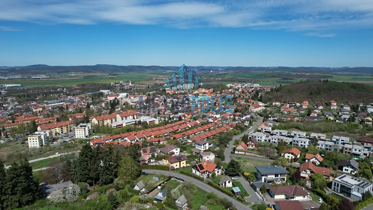 Prodej stavebního pozemku 826 m²